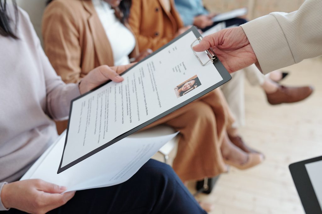 Passing CV to recruitment manager